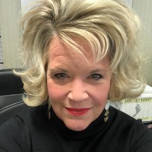 Meet your Posher, Denise